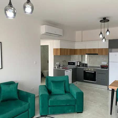 Cozy With Rooftop-riverside Life Iskele