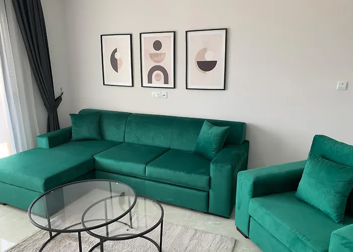 Cozy With Rooftop-riverside Life Iskele アパート Trikomo