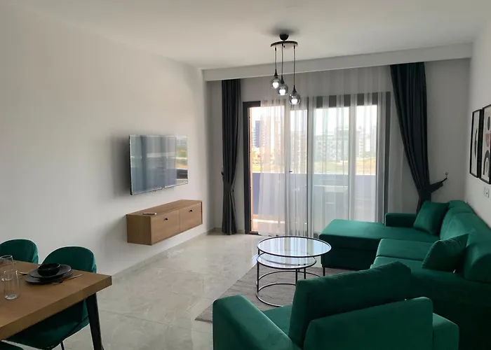 Cozy With Rooftop-riverside Life Iskele アパート *